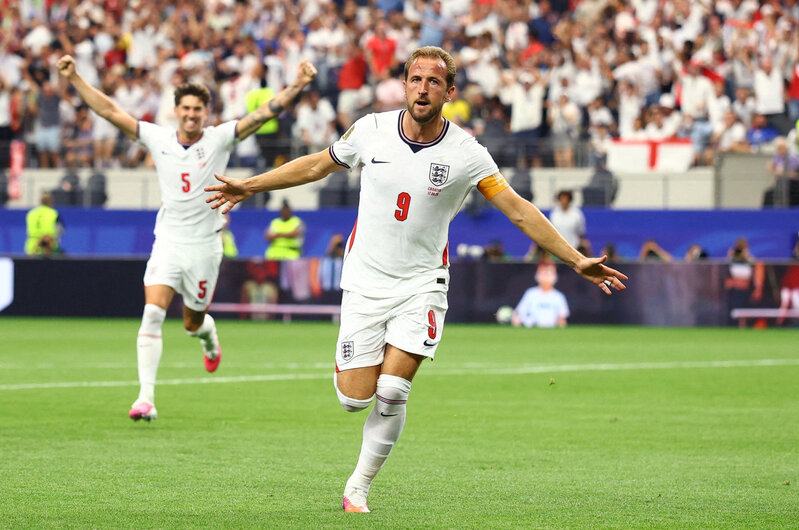 Harry Kane là mẫu số 9 toàn diện, vừa ghi bàn vừa hỗ trợ lối chơi cho toàn đội 